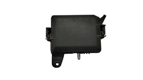 Foto 2ª: Caja Reles Fusibles Hyundai i20 STYLE ACTIVE 90CV (2015)