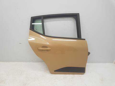 Foto 1ª: Puerta Trasera Derecha Dacia Sandero STEPWAY EXPRESSION (2022)