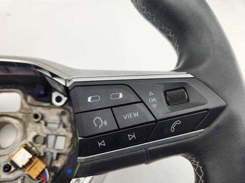 Foto 3ª: Volante Seat Leon STYLE 115CV 85KW [DTRD] (2022)