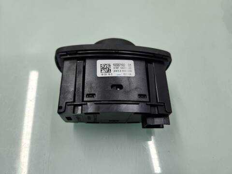 Foto 4ª: Mando Luces Ford Fiesta ACTIVE 101CV 74KW [SFJK] (2018)