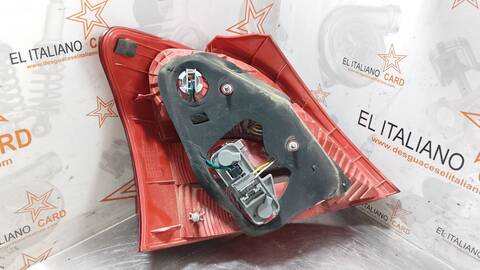 Foto 2ª: Piloto Trasero Derecho Toyota Yaris TS 90CV 66KW [1NDTV] (2010)