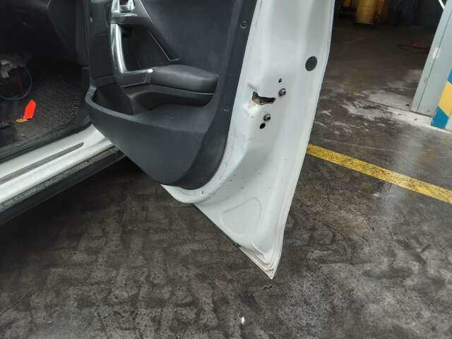 Foto 2ª: Puerta Delantera Derecha Peugeot 2008 1.6 HDI99CV 0CV [BH02] (2018)