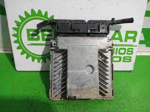 Centralita Motor ECU Volkswagen Passat 2.0 TDI BERLINA 140CV 103KW