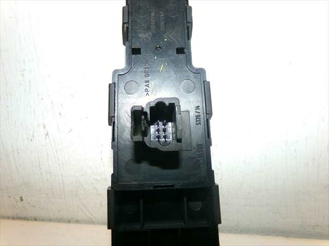 Foto 3ª: Botonera Elevalunas Peugeot 307 2.0 HDI SW,2001-2005 [RHS] (2003)