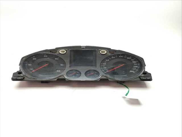 Foto 2ª: Cuadro de Instrumentos Volkswagen Passat 2.0 TDI 140CV (2005)