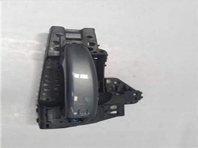 Maneta Exterior Delantera Derecha Audi Q5 2.0 TDI QUATTRO 177CV 130KW
