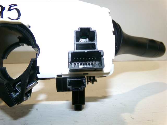 Foto 4ª: Mando Multifuncion Renault Megane 1.5 DCI SPORT TOURER, 2019- [K9KU8] (2021)