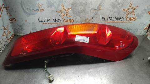 Piloto Trasero Izquierdo Nissan X-Trail XE 150CV 110KW T31)