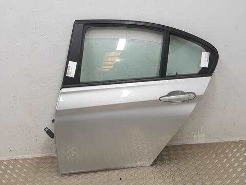 Foto 1ª: Puerta Trasera Izquierda Bmw Serie 3 315 318D [B47D20A] (2015)