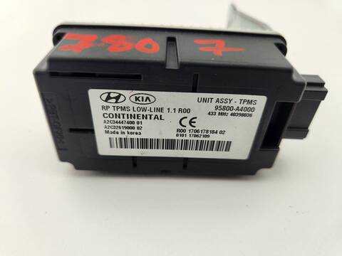 Foto 2ª: Centralita Motor ECU Kia Carens BASIC 135CV 99KW [G4FD] (2017)