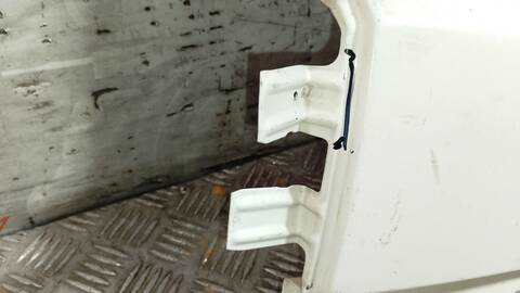 Foto 4ª: Aleta Delantera Izquierda Volkswagen Transporter COMBI 88CV 65KW FURGONETA [AJT] (2001)