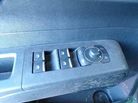 Botonera Elevalunas Ford Tourneo B7NB