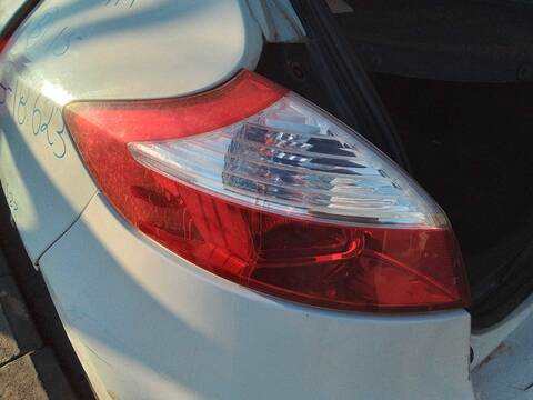 Piloto Trasero Izquierdo Renault Megane 1.2 16V BERLINA 116CV 85KW III BERLINA 5 P