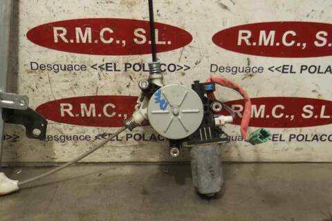 Foto 2ª: Elevalunas Manual Trasero Derecho Honda Crv LS 140CV 103KW RD8) [N22A2] (2005)