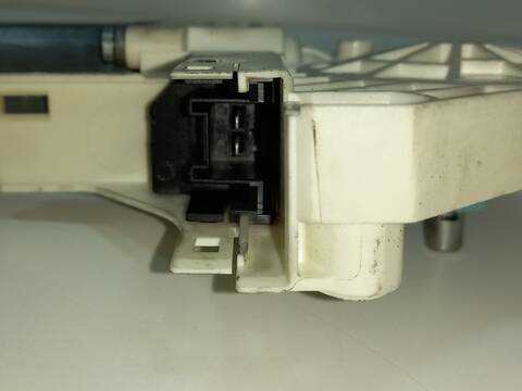 Foto 2ª: Elevalunas Eléctrico Delantero Izquierdo Audi A1 CAYC (2010)