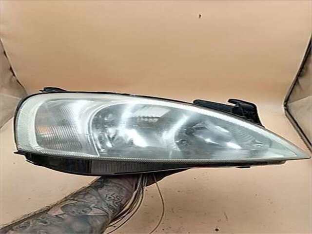Faro Izquierdo Opel Corsa 1.2 COMFORT [1.2 LTR. - 55 KW 16V CAT (Z 12 XE - LW4)]