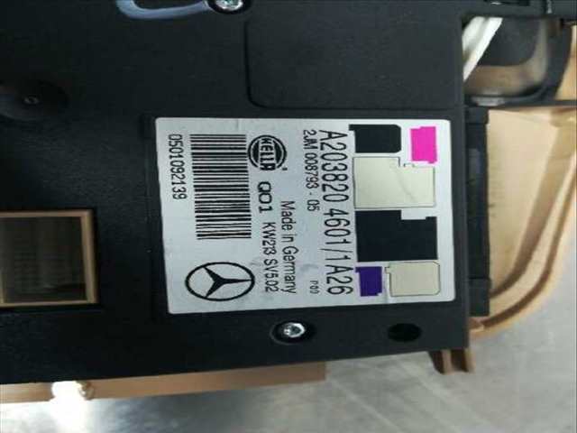 Luz Interior Mercedes Clase C 160 270 CDI 203.016) BERLINA 170CV 125KW