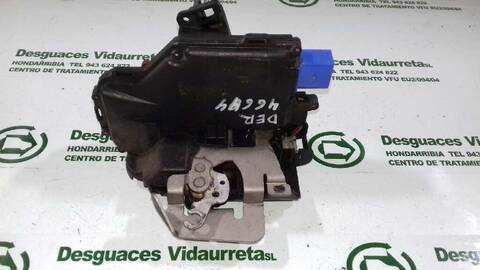 Foto 2ª: Cerradura Puerta Delantera Derecha Audi A3 2.0 FSI AMBITION 150CV 110KW [AXW] (2003)