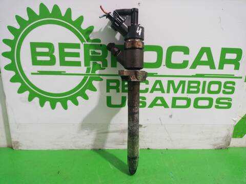 Foto 3ª: Inyectores Peugeot 307 1.6 16V HDI BERLINA 90CV 66KW [9HVDV6ATED4] (2005)