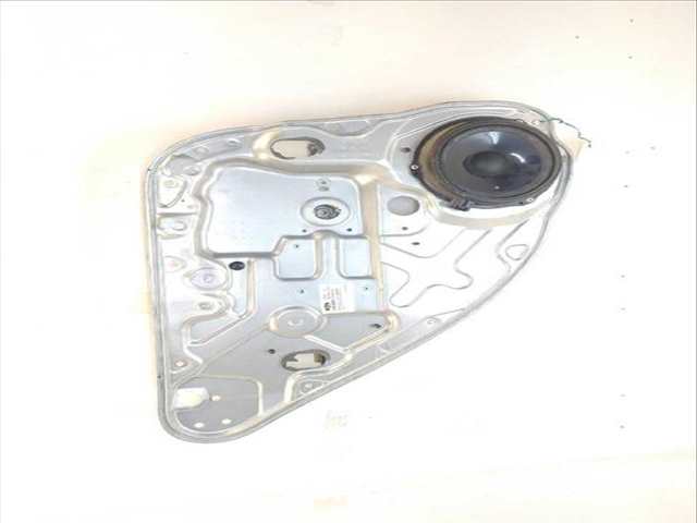 Elevalunas Manual Trasero Izquierdo Ford Kuga 2.0 TDCI 136CV