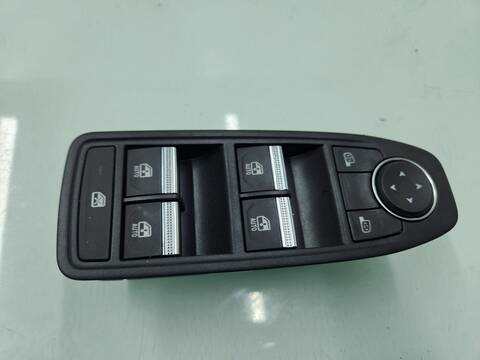 Botonera Elevalunas Renault Captur TECHNO 140CV 103KW