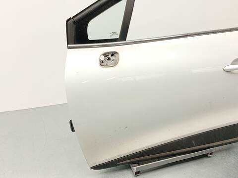 Foto 2ª: Puerta Delantera Izquierda Renault Clio 1.5 DCI 90 KHN3 KHN4) GRANDTOUR 90CV 66KW [K9K628] (2017)