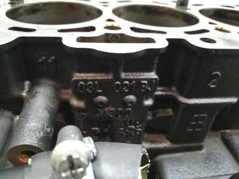 Foto 2ª: Bloque Motor Volkswagen Touran CAY (2011)
