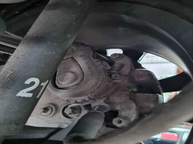 Foto 1ª: Pedal Embrague Mercedes Clase B 150 B 180 CDI BE 246.200) 109CV 80KW [651901] (2013)