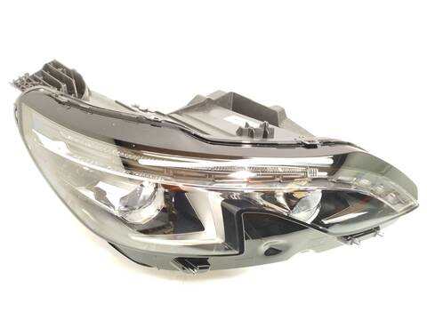 Foto 2ª: Faro Derecho Peugeot 3008 1.2 THP/ PURETECH 130 MRHNSM MRHNSU MRHNSJ MRHNYW ... 131CV 96KW (2023)