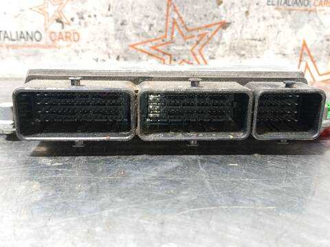 Foto 3ª: Centralita Motor ECU Renault Clio EXPRESSION 90CV 66KW [H4B400] (2013)