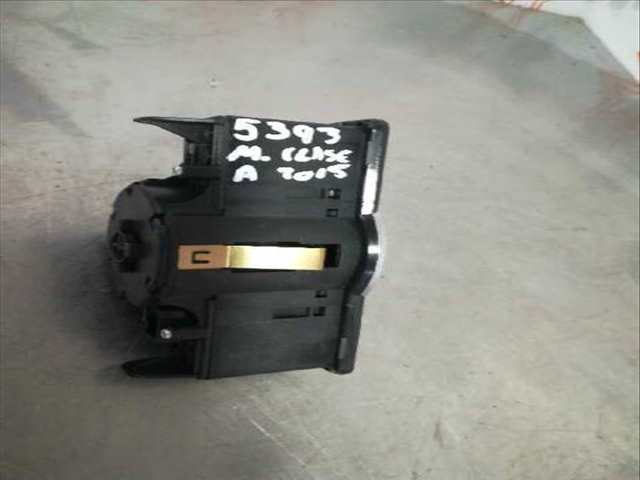 Foto 2ª: Mando Luces Mercedes Clase A 140 A 180 CDI BLUEEFFICIENCY 176.012) 109CV 80KW [K9K] (2016)