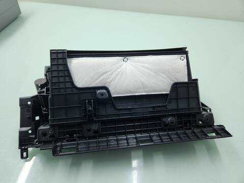 Foto 2ª: Guantera Kia Xceed DRIVE 160CV 118KW [G4LK] (2022)