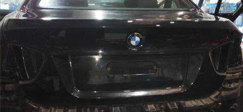 Maletero Bmw Serie 3 315 318D BERLINA 122CV 90KW