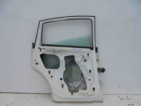 Foto 4ª: Puerta Trasera Izquierda Seat Leon 1.9 TDI 105CV 77KW [BLS] (2010)