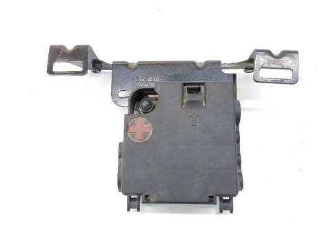 Foto 3ª: Caja Reles Fusibles Audi Q5 2.0 16V TFSI 211CV [CDNC] (2008)