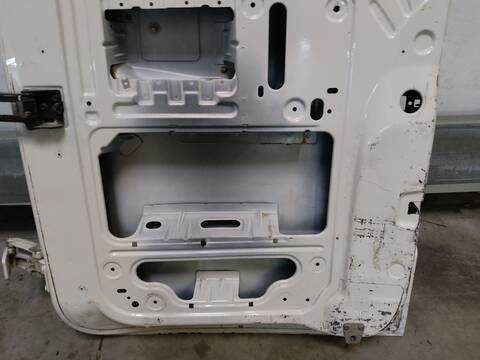 Foto 3ª: Puerta Trasera Derecha Volkswagen Crafter 136 CV 100KW [CKTC CKT] (2016)