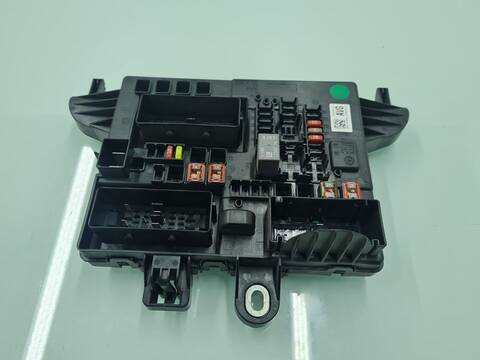 Caja Reles Fusibles Opel Insignia SPORT 160CV 118KW