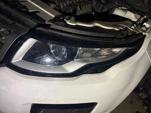 Foto 2ª: Faro Izquierdo Land Rover Range 204DTD (2018)