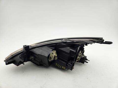 Foto 3ª: Faro Derecho Mitsubishi Grandis 2.0 DI-D INFORM 136CV 100KW [BSY] (2007)