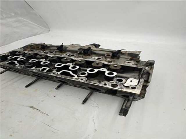 Foto 2ª: Culata Ford C Max 1.6 URBAN [1.6 LTR. - 70 KW TDCI CAT] (CB7)(2010 _) [T3DA]