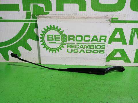 Brazo Limpia Delantero Derecho Volkswagen T-Roc BASIS 110CV 81KW