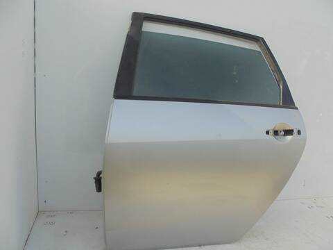 Foto 2ª: Puerta Trasera Izquierda Mitsubishi Grandis 2.0 DI-D CAT 136CV 100KW [BSY] (2008)