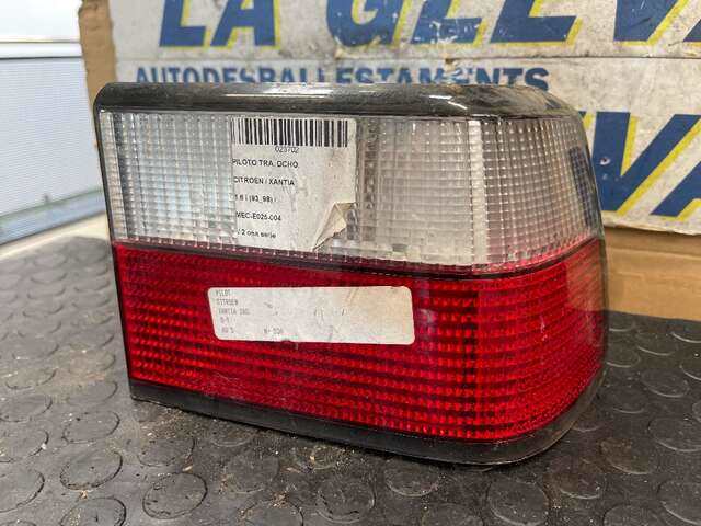 Piloto Trasero Derecho Citroen Xantia XANTIA EXCLUSIVE BERLINA 0CV