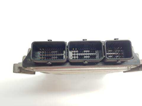Foto 3ª: Centralita Motor ECU Renault Trafic 6 - PLAZAS ACRISTALADO PARCIAL 29T COMBI CORTO (2006)