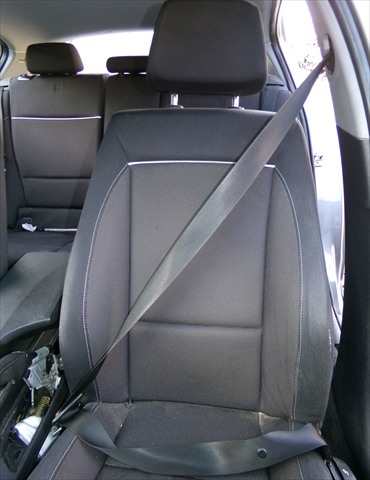 Foto 1ª: Cinturón Delantero Izquierdo Bmw Serie 1 118 2.0 D E87,2004-2013 [N47D20C] (2010)