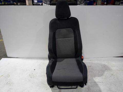 Asiento Delantero Derecho Toyota Auris HYBRID FEEL EDITION 136CV