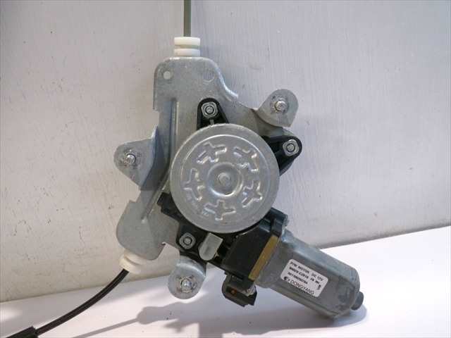 Foto 2ª: Elevalunas Eléctrico Delantero Derecho Ssangyong Korando 2.0 D 2010-2019 [671950] (2013)