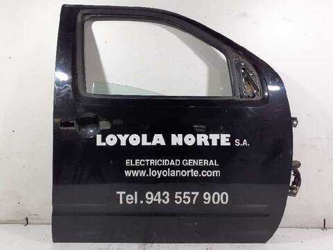 Puerta Delantera Derecha Nissan Navara DOUBLE CAB LE 4X4 171CV 126KW