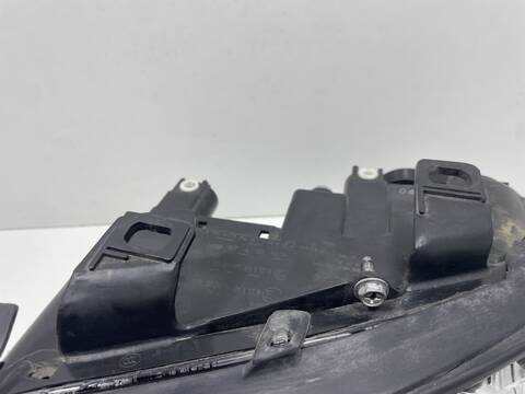 Foto 2ª: Faro Izquierdo Audi A4 ALT BERLINA (2002)