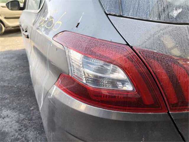 Piloto Trasero Izquierdo Peugeot 308 1.2 ACTIVE [1.2 LTR. - 96 KW 12V E-THP - PURETECH]